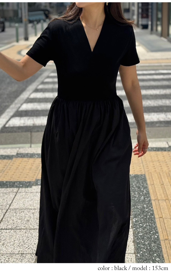 【SaturdayClub】Vネック流体ワンピース(送料無料） SaturdayClub】Vネック流体ワンピース(送料無料） Vネック
